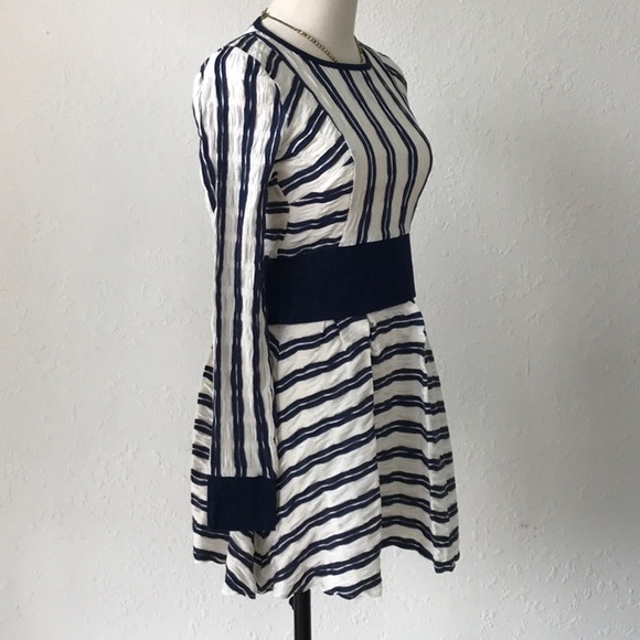 Solstice top & skirt - Picture 2 of 3